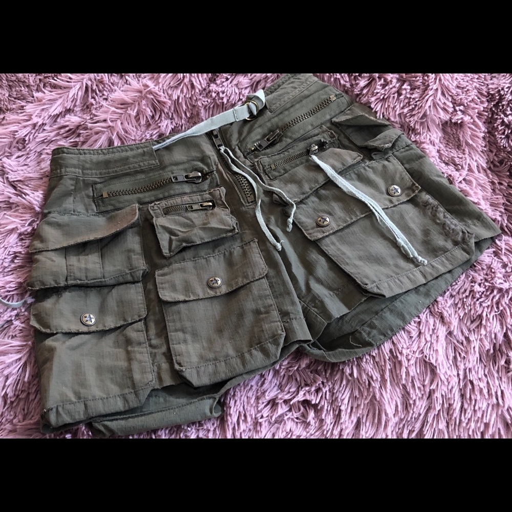 ♥️SOLD♥️SOLD♥️NWOT*DA-NANG*CARGO SHORTS*XS*MSRP $219
